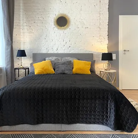 Apartment Piotrkowska122 *